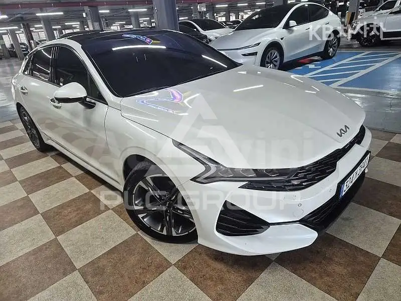 2022 KIA K5