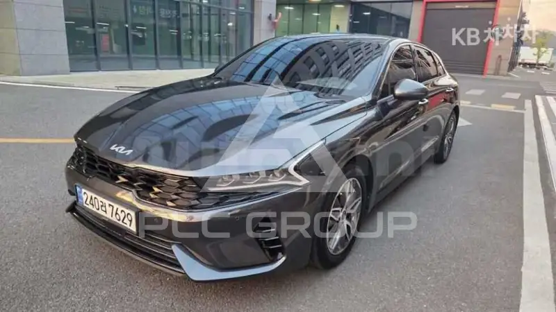 2022 KIA K5