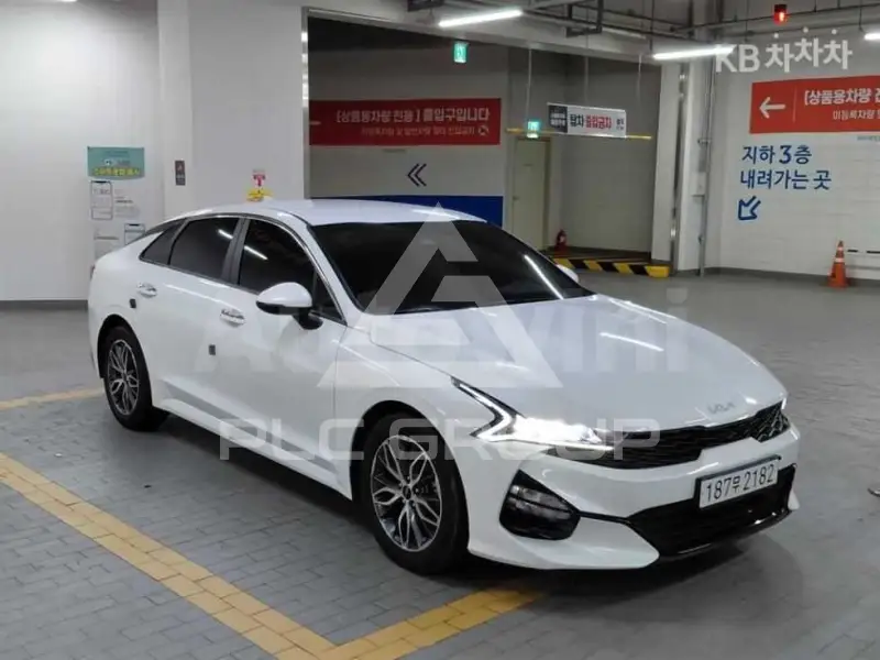 2022 KIA K5