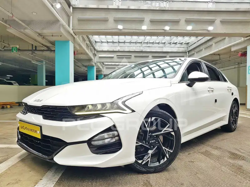 2022 KIA K5