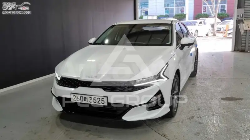 2022 KIA K5