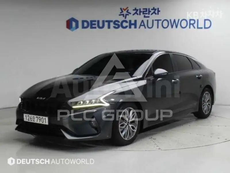 2022 KIA K5