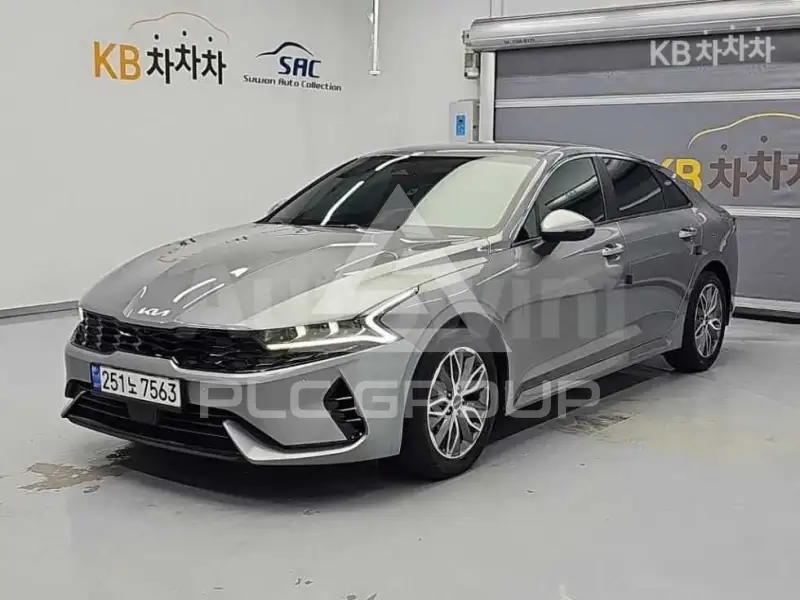 2022 KIA K5