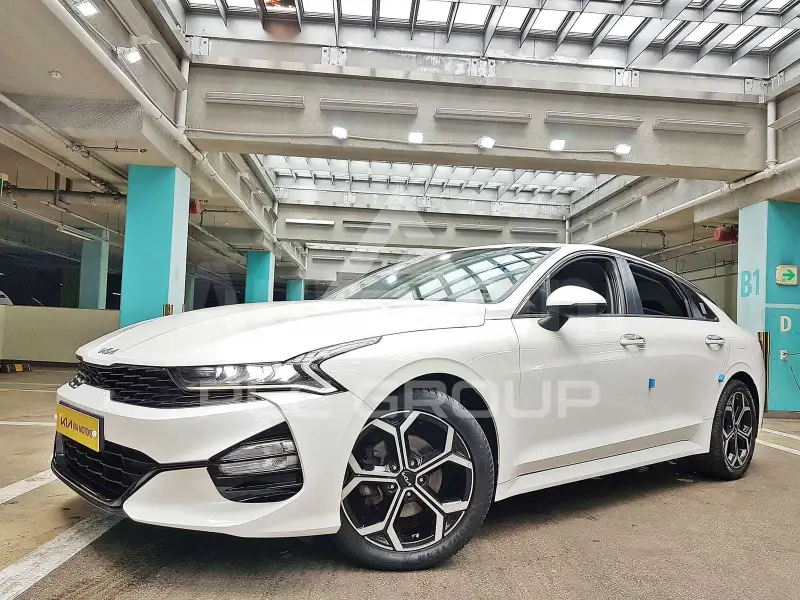 2022 KIA K5