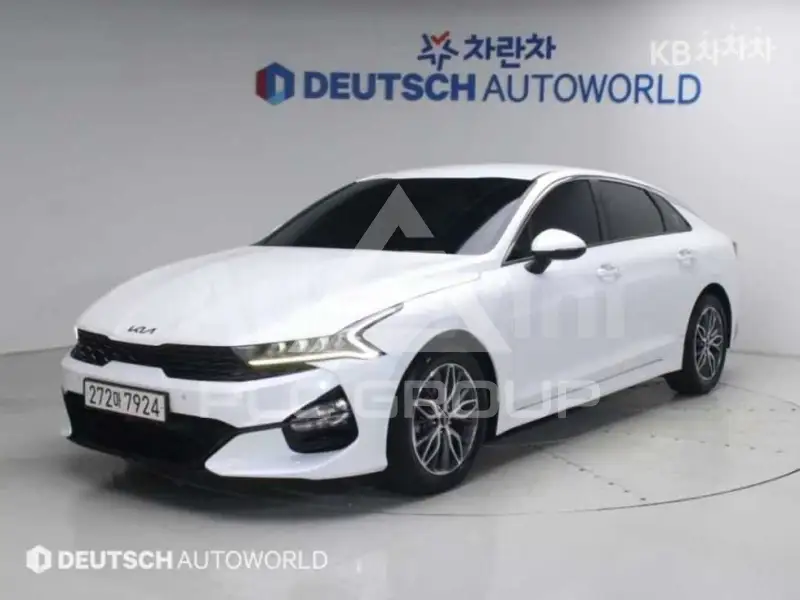 2022 KIA K5