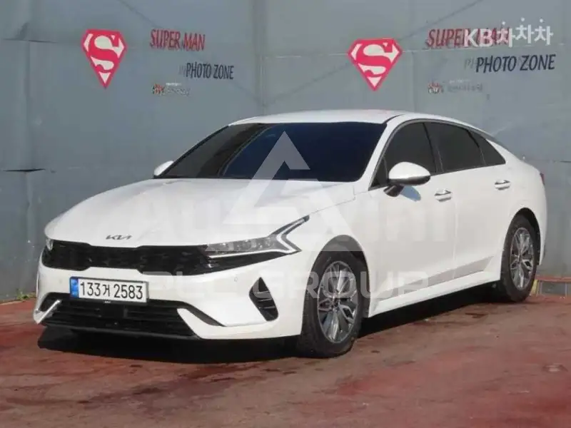 2022 KIA K5