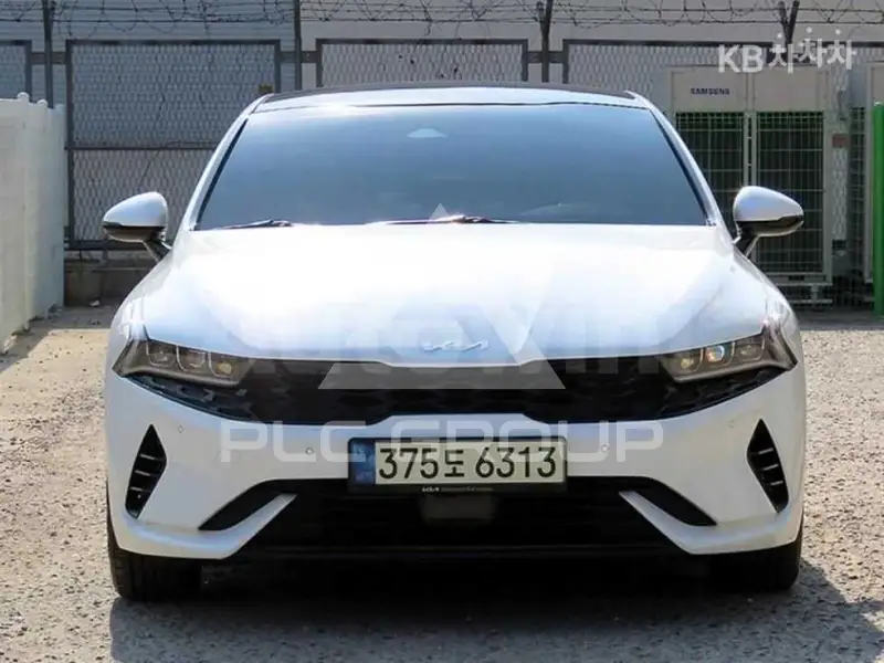 2022 KIA K5