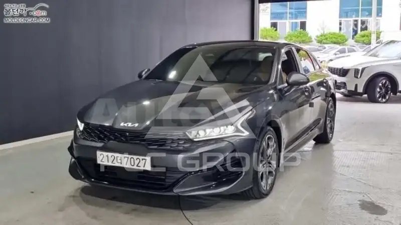 2022 KIA K5