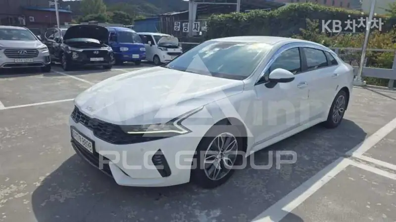 2022 KIA K5