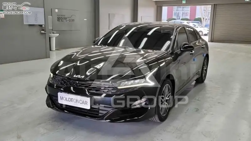 2022 KIA K5