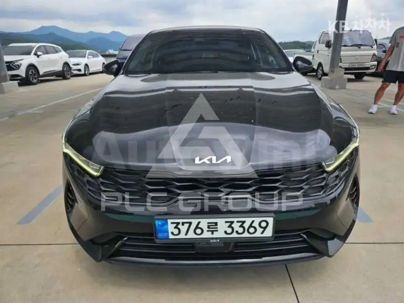 2022 KIA K5