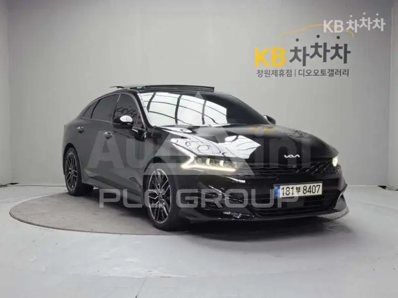 2022 KIA K5