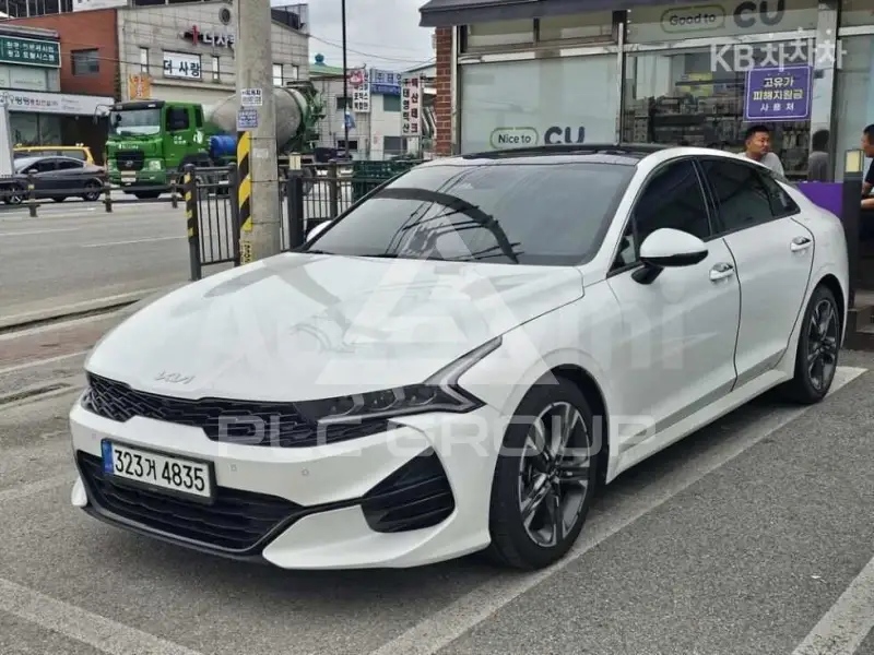 2022 KIA K5