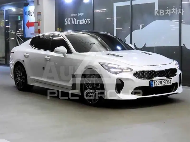 2022 KIA Stinger