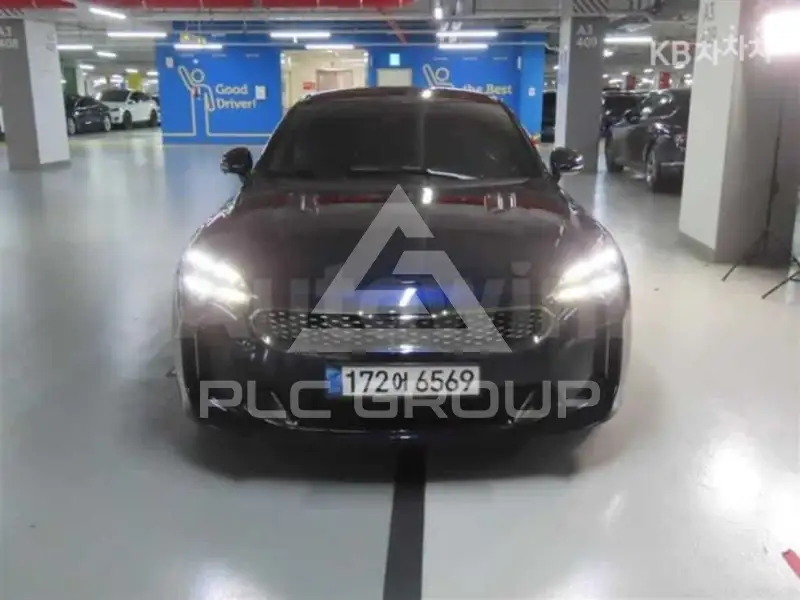 2022 KIA Stinger