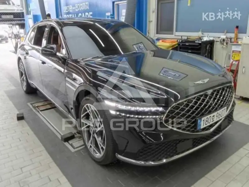 2022 Genesis G90