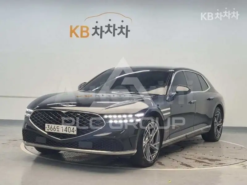 2022 Genesis G90
