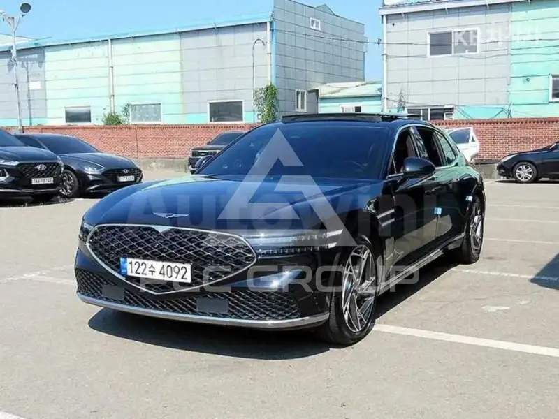 2022 Genesis G90