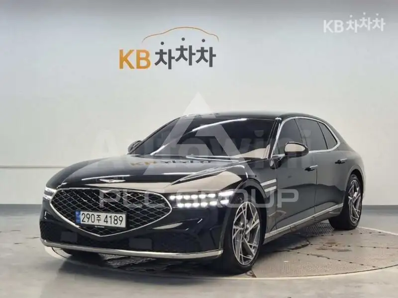 2022 Genesis G90