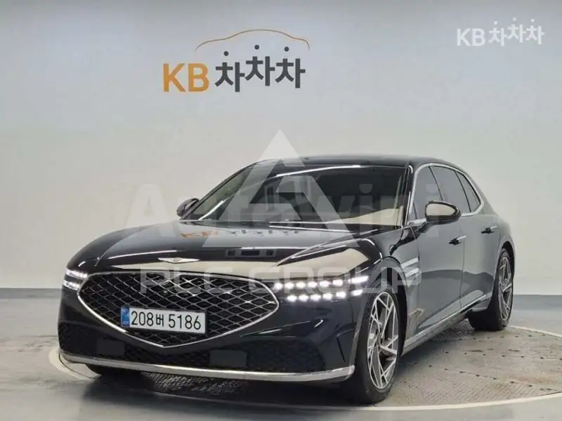 2022 Genesis G90
