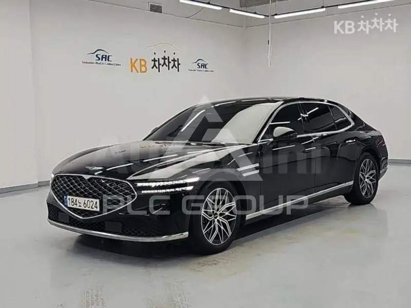 2022 Genesis G90
