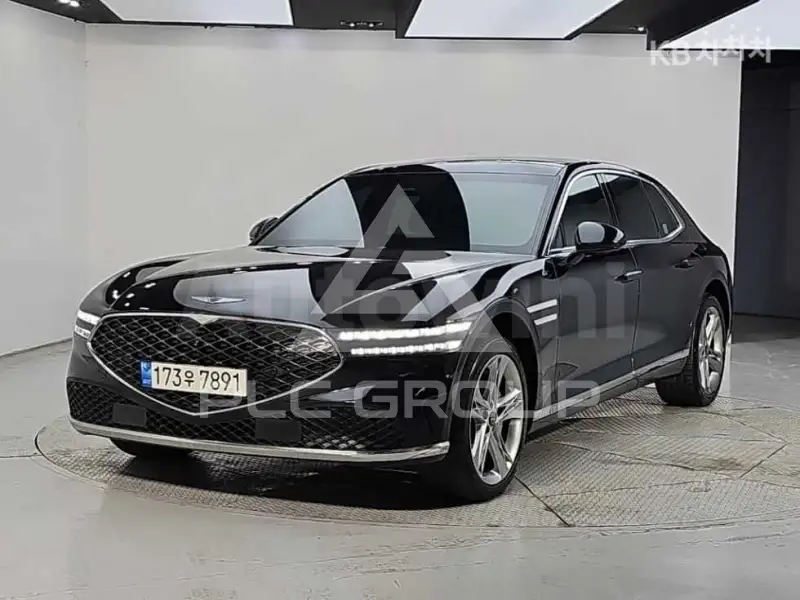 2022 Genesis G90