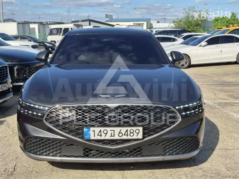 2022 Genesis G90