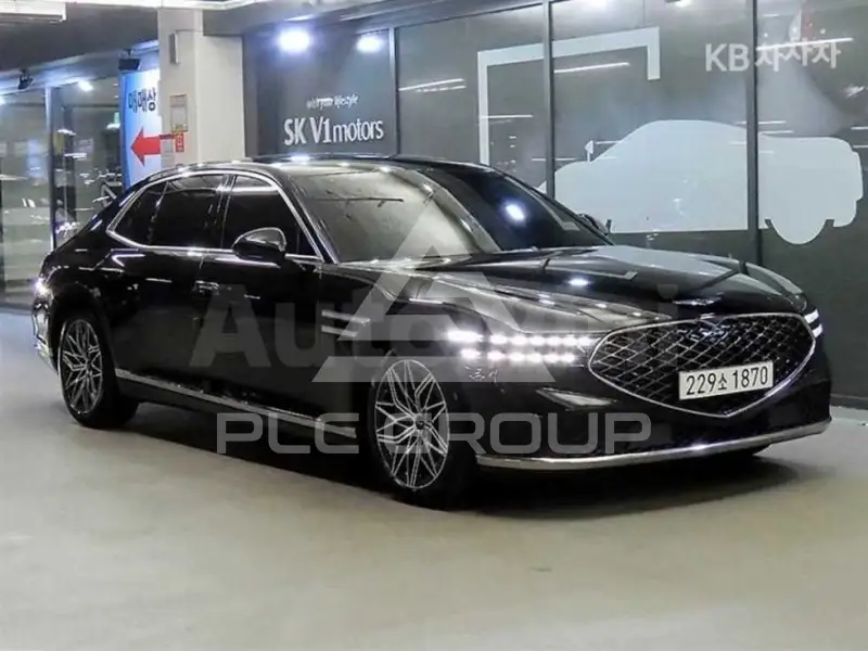 2022 Genesis G90