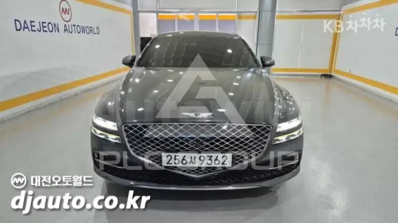 2022 Genesis G80