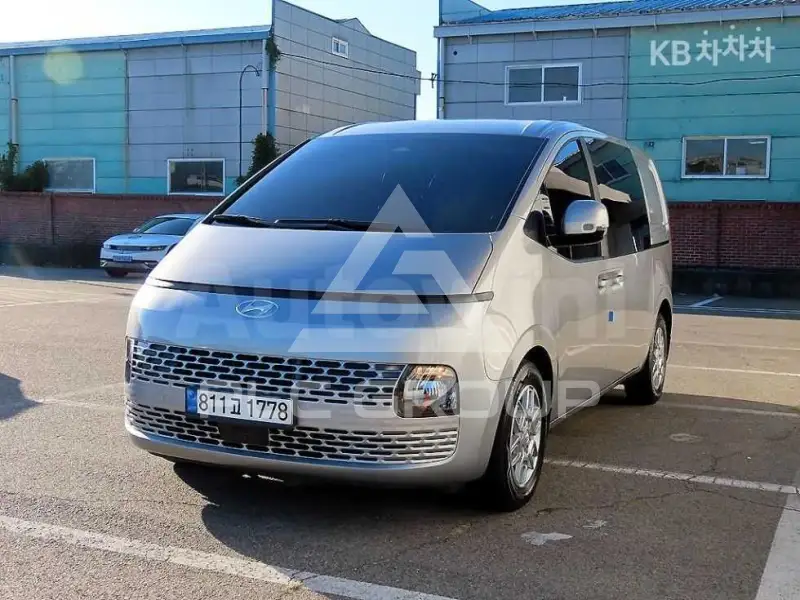 2022 Hyundai Staria