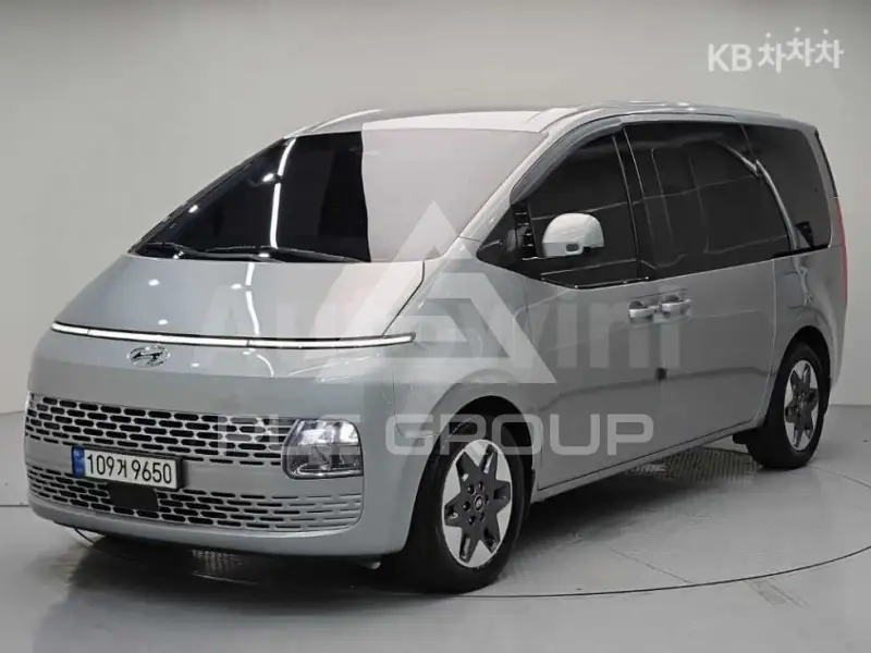 2022 Hyundai Staria
