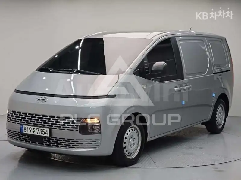 2022 Hyundai Staria