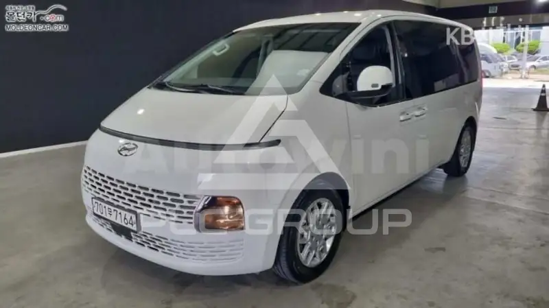 2022 Hyundai Staria