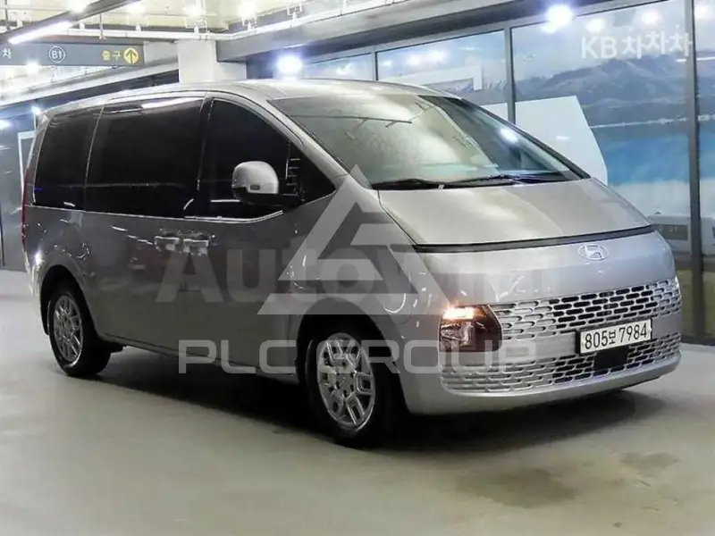 2022 Hyundai Staria