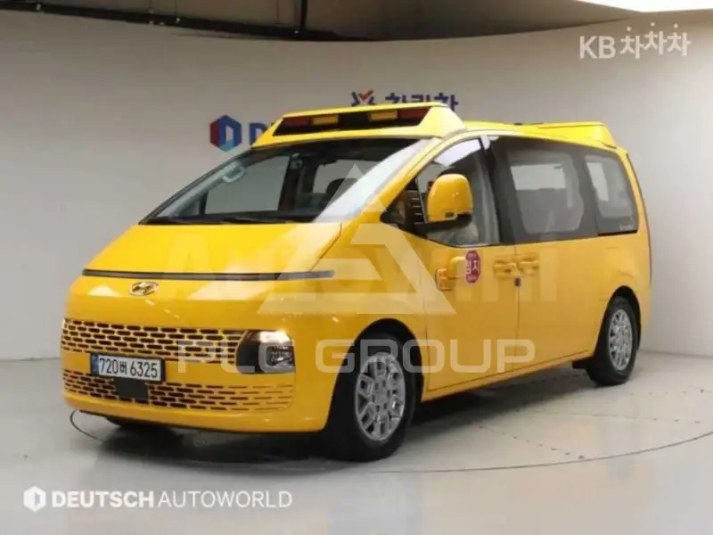 2022 Hyundai Staria