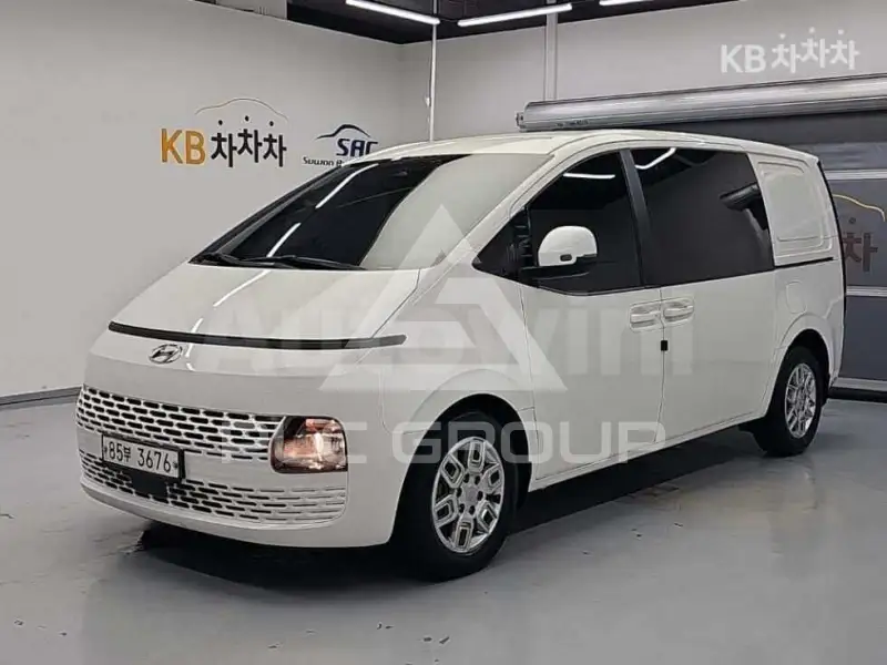 2022 Hyundai Staria