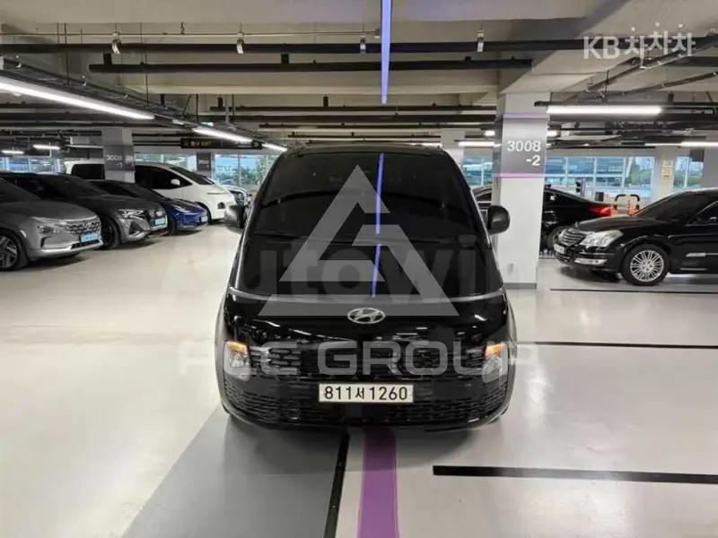2022 Hyundai Staria