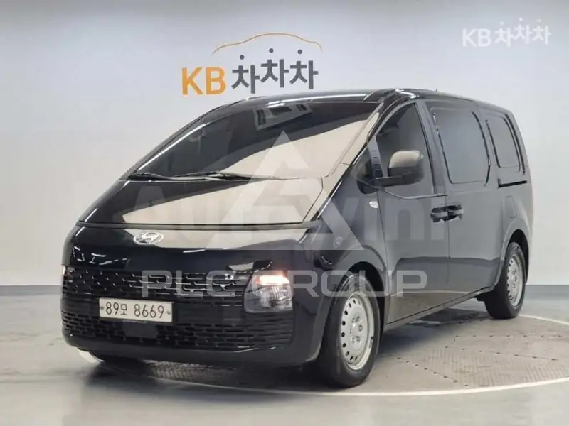2022 Hyundai Staria