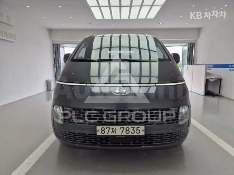 2022 Hyundai Staria