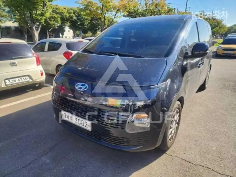 2022 Hyundai Staria