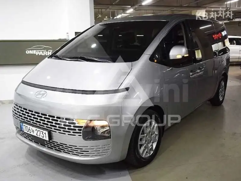 2022 Hyundai Staria