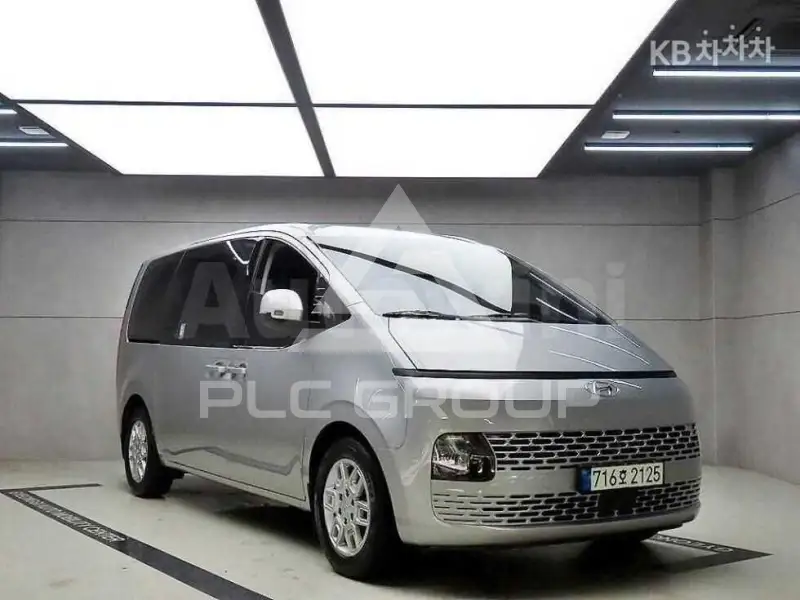 2022 Hyundai Staria