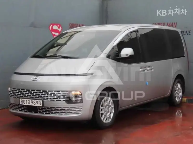 2022 Hyundai Staria