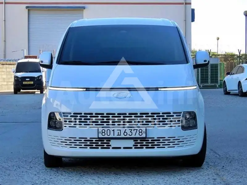 2022 Hyundai Staria