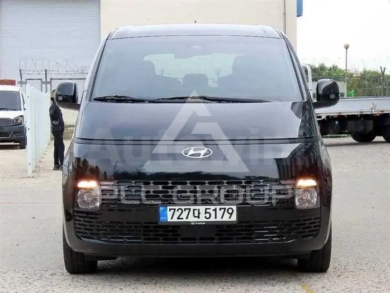 2022 Hyundai Staria