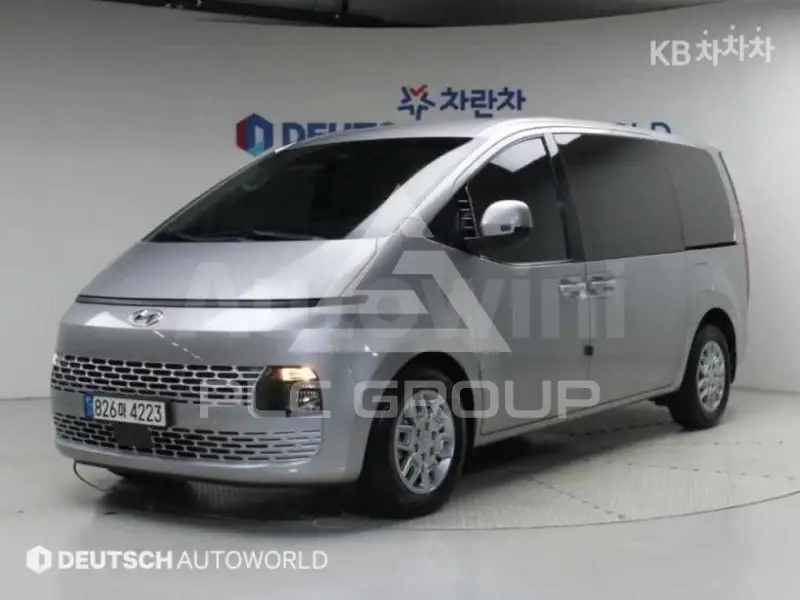 2022 Hyundai Staria