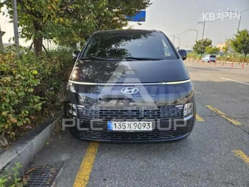 2022 Hyundai Staria