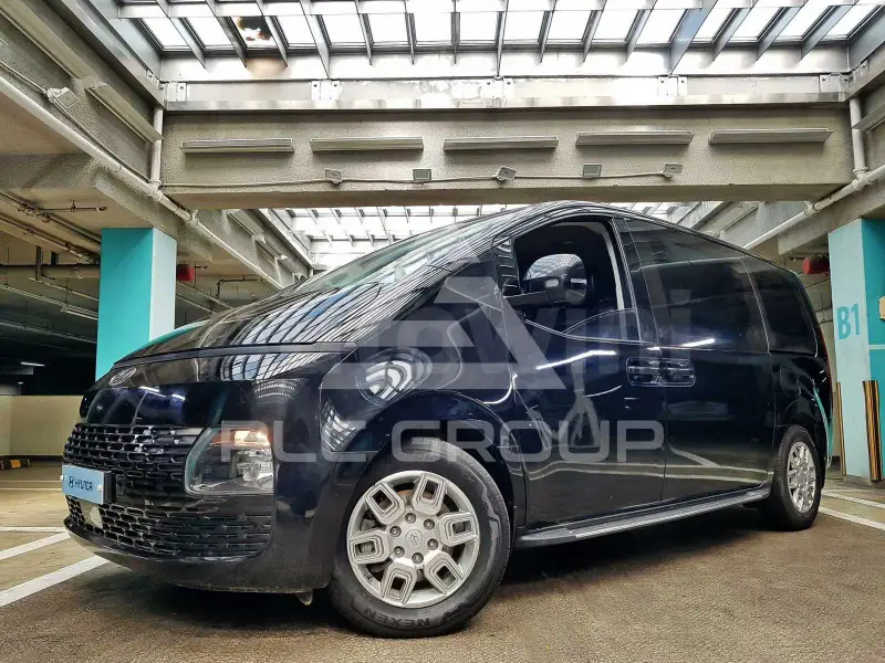 2022 Hyundai Staria