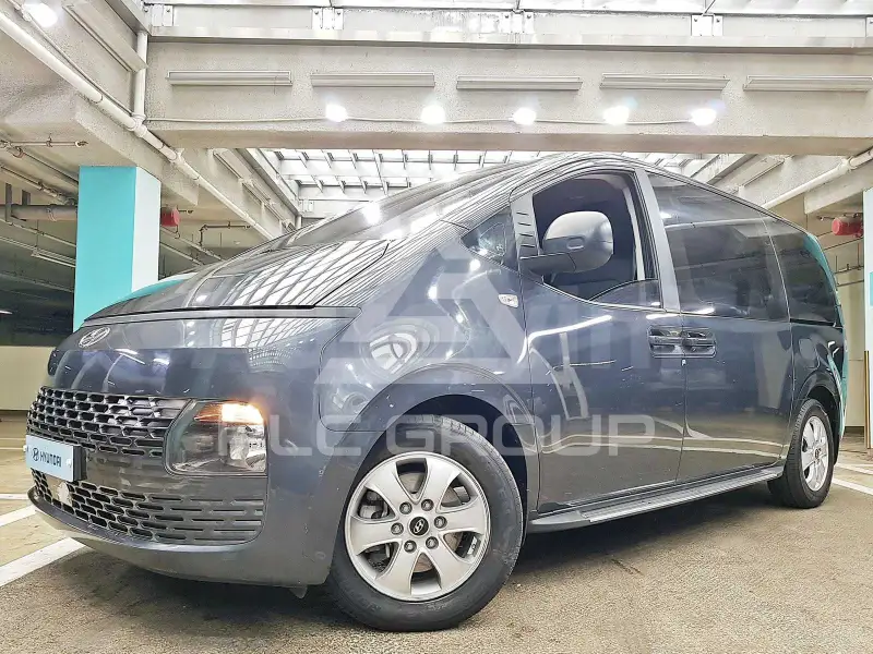 2022 Hyundai Staria