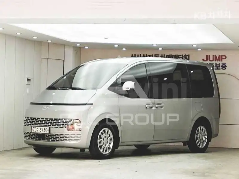 2022 Hyundai Staria